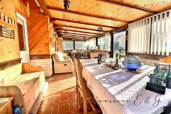 Mouy 60250 - Plain pied 4 chambres avec grande dépendances sur 1630m² de terrain