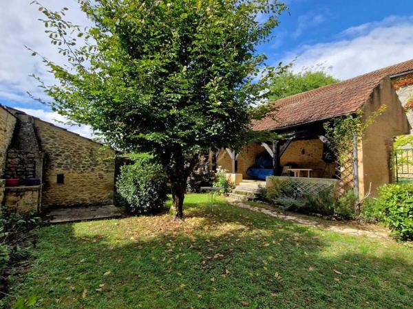 Maison ancienne - Saint-cyprien Maison de caractère en pierres avec jardin et dépendance