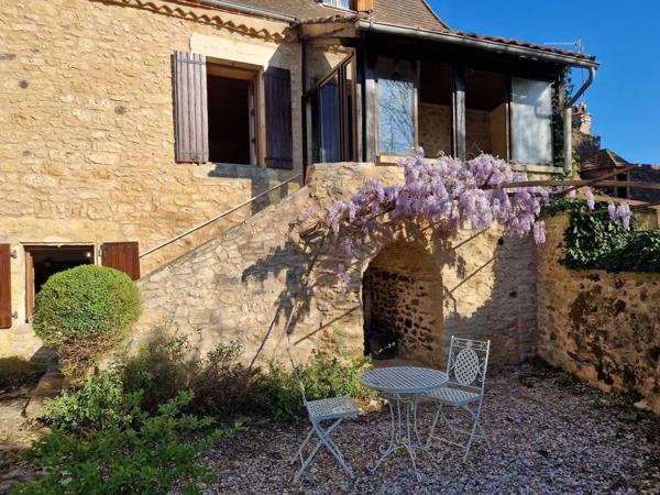 Maison ancienne - Saint-cyprien Maison de caractère en pierres avec jardin et dépendance