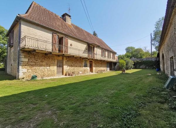 Maison ancienne - Gourdon CORPS DE FERME