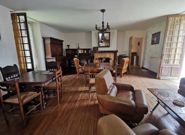 Maison ancienne - Gourdon CORPS DE FERME