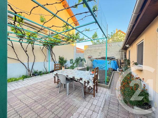 Maison à vendre  10 pièces - 166 m2 BOBIGNY - 93