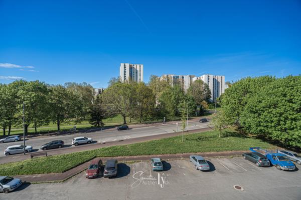 Appartement
         2 pièces
        - 44 m²