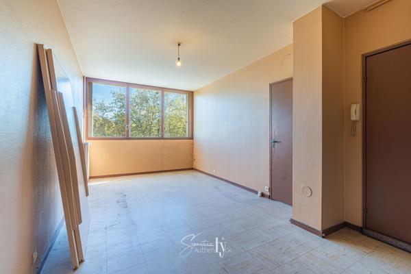 Appartement
         2 pièces
        - 44 m²