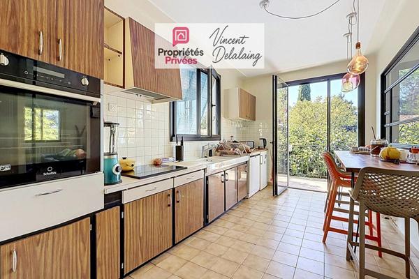 Superbe maison T5 rénovée avec piscine, studio et garage