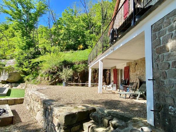 Charmante maison à vendre en bord du lac d'Éguzon, au cœur de la Vallée des Peintres. Crozant (23160)