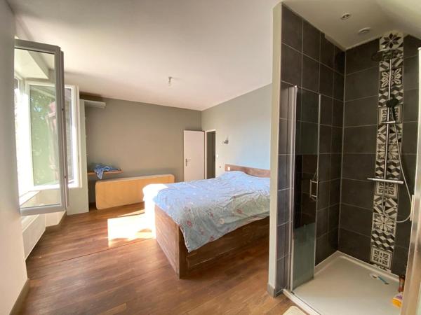 Charmante maison à vendre en bord du lac d'Éguzon, au cœur de la Vallée des Peintres. Crozant (23160)