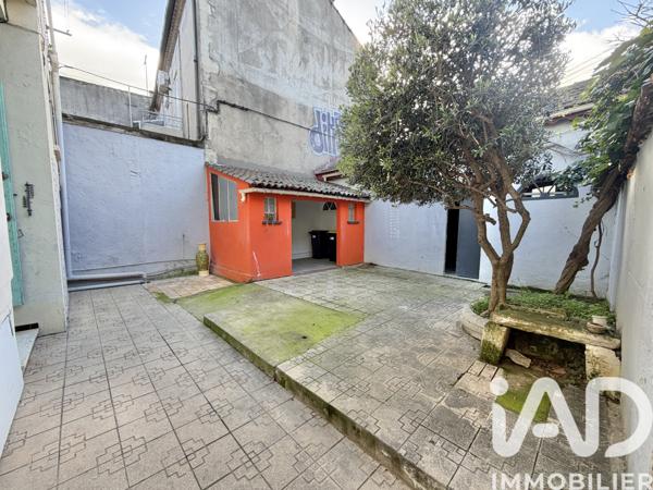Immeuble à vendre 144 m² Nîmes