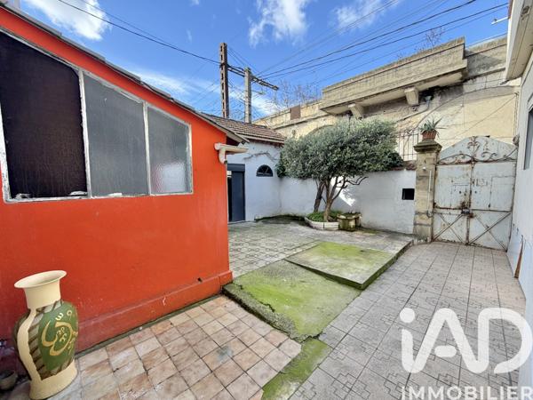 Immeuble à vendre 144 m² Nîmes