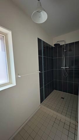 Appartement
                                                                                                                                                                                                                                                                                                                        3 pièce(s)                                                                                                                                                                                                          2 chambre(s)                                                                                                                                                                                                          84.55  m²