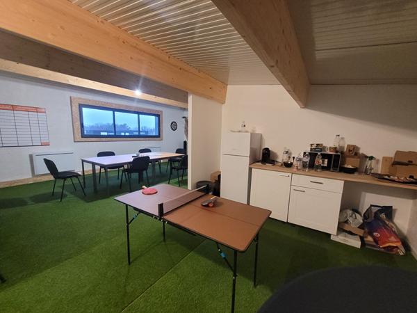 A VENDRE - Bâtiment d'activité 526 m2 Montaigu-Vendée