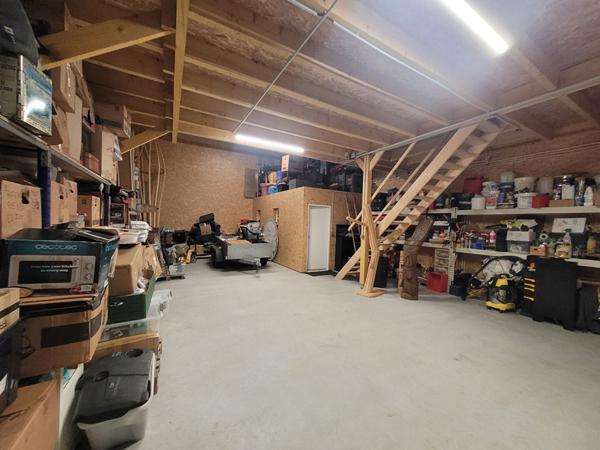 A VENDRE - Bâtiment d'activité 526 m2 Montaigu-Vendée