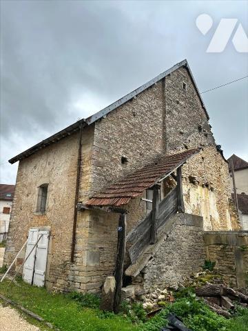 Maison de village à réhabiliter