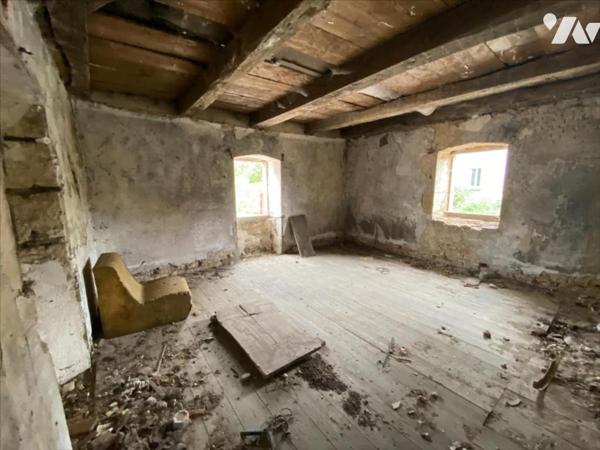 Maison de village à réhabiliter