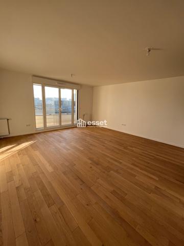 Location Appartement 4 pièces 95.49 m² - Courbevoie 92400