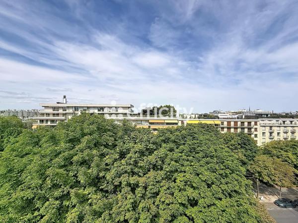 Appartement
         2 pièces
        - 40 m² Exclusivité 440 000 € *