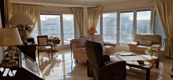 Saint Malo - Médiathèque - Appartement (105.89m²) - 2 chambres - balcon Sud - Ascenseur - Garage