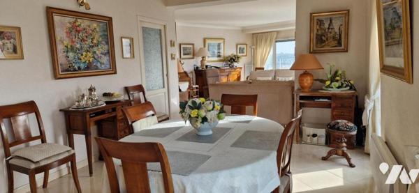 Saint Malo - Médiathèque - Appartement (105.89m²) - 2 chambres - balcon Sud - Ascenseur - Garage