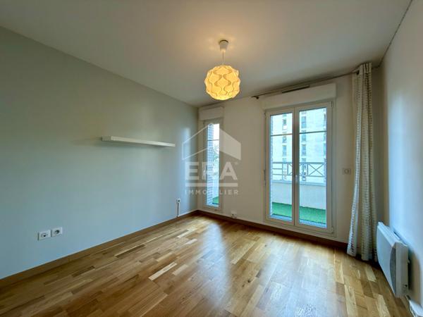 Centre-ville - Duplex dernier étage, terrasse 30 m², 2 parkings - Résidence 2013