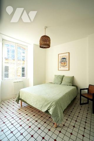 Appartement à Vendre à Vitré (35500) en Ille-et-Vilaine (35)

Bel appartement d'une superfici...