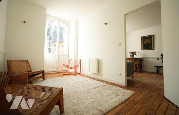 Appartement à Vendre à Vitré (35500) en Ille-et-Vilaine (35)

Bel appartement d'une superfici...