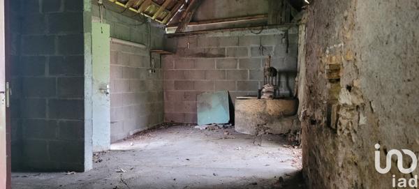 Maison de village 7 pièces de 132 m² à Meillant (18200)