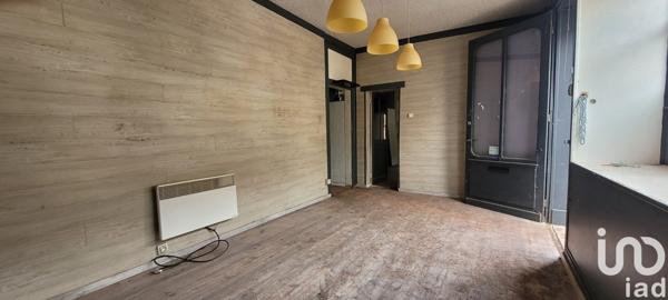 Maison de village 7 pièces de 132 m² à Meillant (18200)