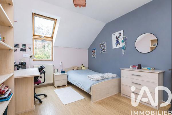 Maison à vendre 7 pièces 213 m² Briis-sous-Forges