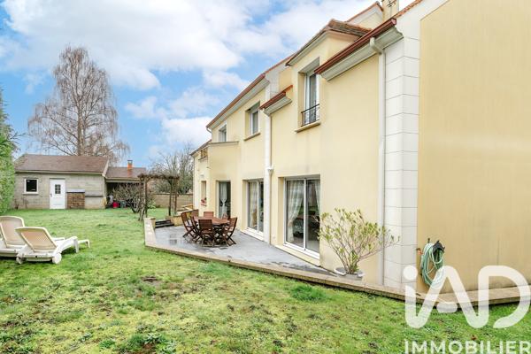 Maison à vendre 7 pièces 213 m² Briis-sous-Forges