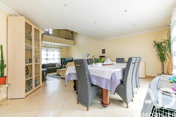 Maison à vendre 7 pièces 213 m² Briis-sous-Forges