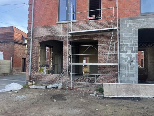 L ATELIER - LOFT SEMI INDIVIDUEL VENDU BRUT - HALLUIN - DE 100 M² -T3/T4 - JARDIN 53 M²- 1 PARKING - 119 000
