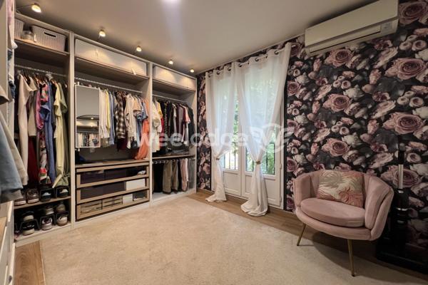 Maison à vendre 8 pièces de 162 m² à Mantes-la-Ville