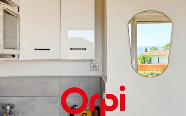 Appartement à vendre    2 pièces • 24,35 m2 Bandol