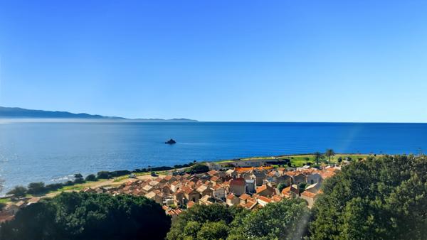 A VENDRE TYPE 2 - VUE MER SANGUINAIRES - 20 000 AJACCIO