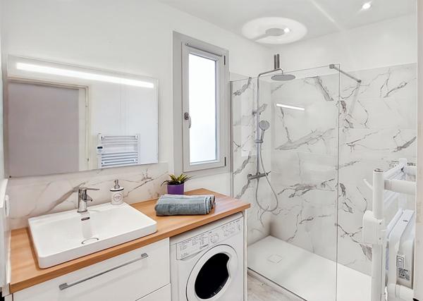 A VENDRE TYPE 2 - VUE MER SANGUINAIRES - 20 000 AJACCIO