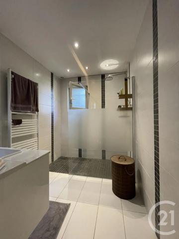 Maison à vendre  5 pièces - 87,32 m 2   VILLEPARISIS  - 77