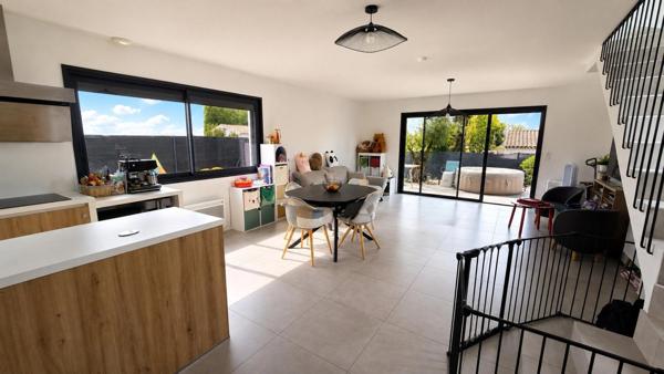 Posez vos valises : Villa contemporaine de 2020, lumineuse et prête à accueillir votre famille !