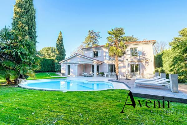 Ecully - maison d'exception de 363m2 - terrain de 1400m2 et piscine Ecully Ecully - maison d'exception de 363m2 - terrain de 1400m2 et piscine Ecully