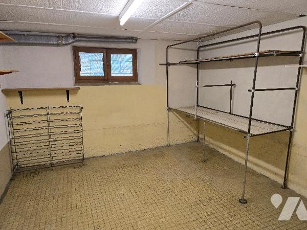 Maison de ville de 134 m², a proximité de l'Hôpital et des lycées.