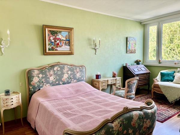 PARC BARBIEUX T4 110M² AVEC BALCON CAVE ET GARAGE ROUBAIX
