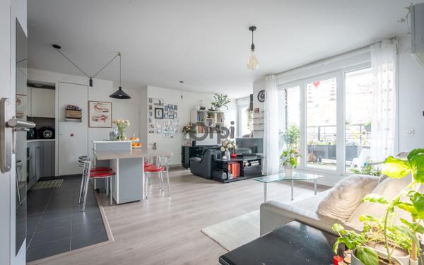 Appartement à vendre    3 pièces • 68,81 m2 Joinville-le-Pont