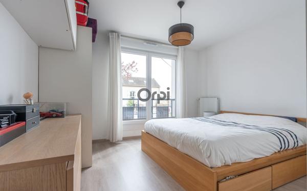 Appartement à vendre    3 pièces • 68,81 m2 Joinville-le-Pont