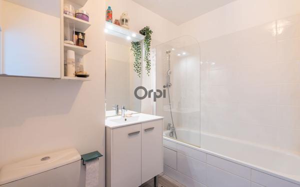 Appartement à vendre    3 pièces • 68,81 m2 Joinville-le-Pont