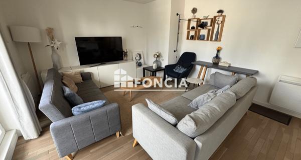 Location Appartement meublé 2 pièces 45.14 m² - Courbevoie 92400