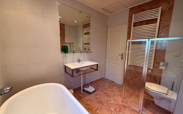 Maison à vendre    5 pièces •  Beaucaire