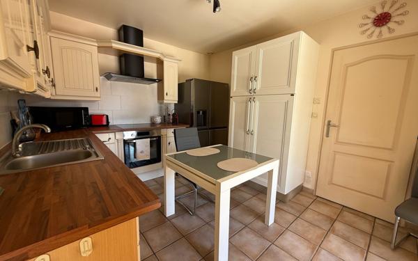 Maison à vendre    5 pièces •  Beaucaire