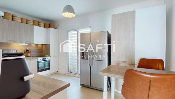 T4 rénové avec terrasse et vue baie d’Ajaccio