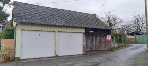 LA GUERCHE DE BGNE - Maison centre-ville - Garage et petit jardin