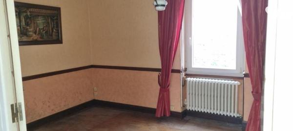 LA GUERCHE DE BGNE - Maison centre-ville - Garage et petit jardin