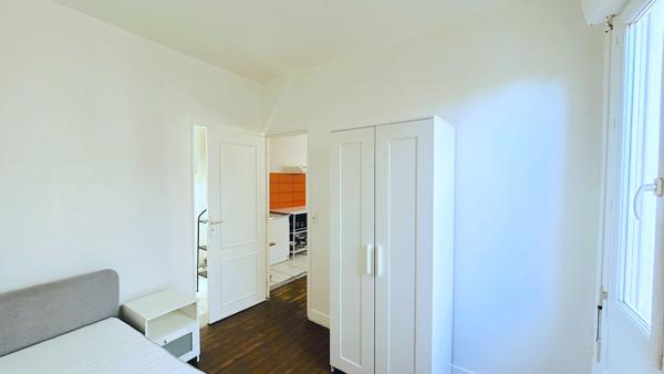 A VENDRE APPARTEMENT DE TYPE 2 LOUE- SECTEUR BORDEAUX VICTOIRE / CAPUCINS , Bordeaux A VENDRE APPARTEMENT DE TYPE 2 LOUE- SECTEUR BORDEAUX VICTOIRE / CAPUCINS , Bordeaux